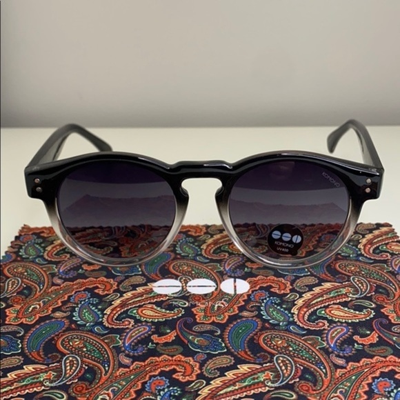 Komono New Sunglasses Clement Paisley round ombre gray black main image 8